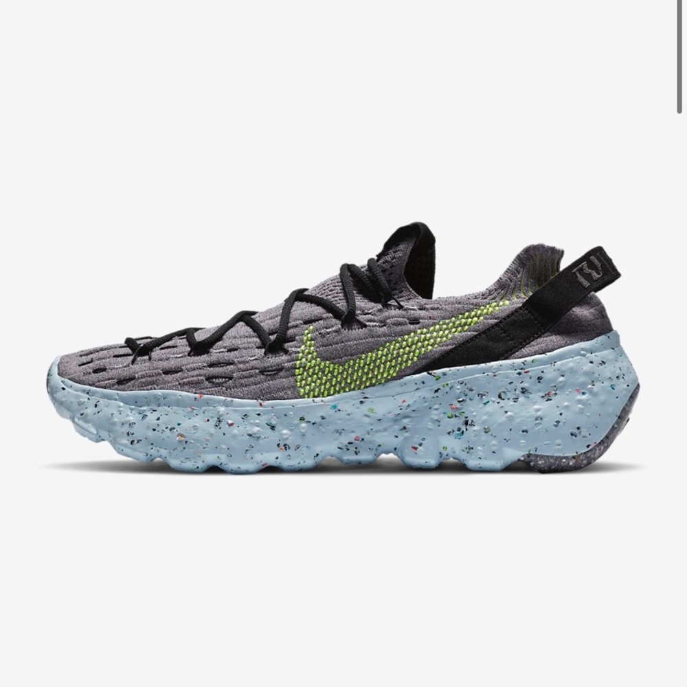 NIB Nike Space Hippie 04